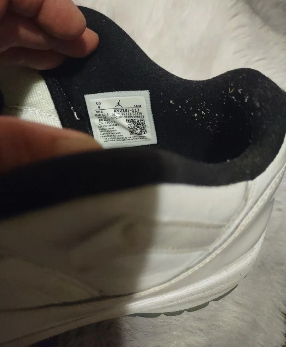 Air Jordan 11